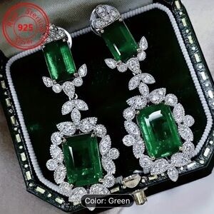 Jane Chic Designs Luxurious Sterling Silver Drop Earrings